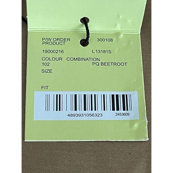 Burberry Scarf Shawl Wrap Stole Authentic BB Logo London Soie Silk 100% READ - Picture 6 of 16